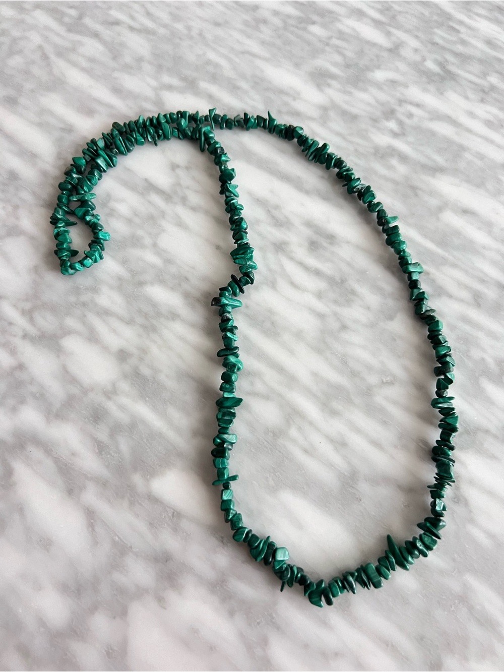Green Stone Chip Bead Necklace